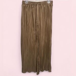Heartloom Pleated Silky Pants